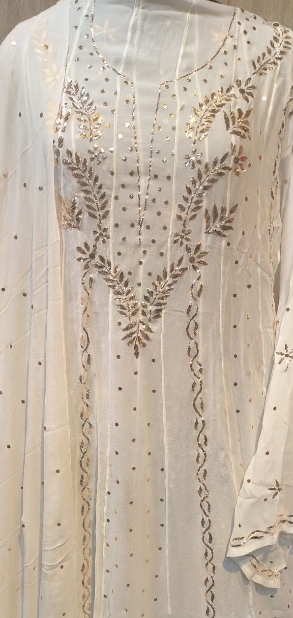 Ivory Kaamdani Viscose Anarkali Semi Stitched image 3
